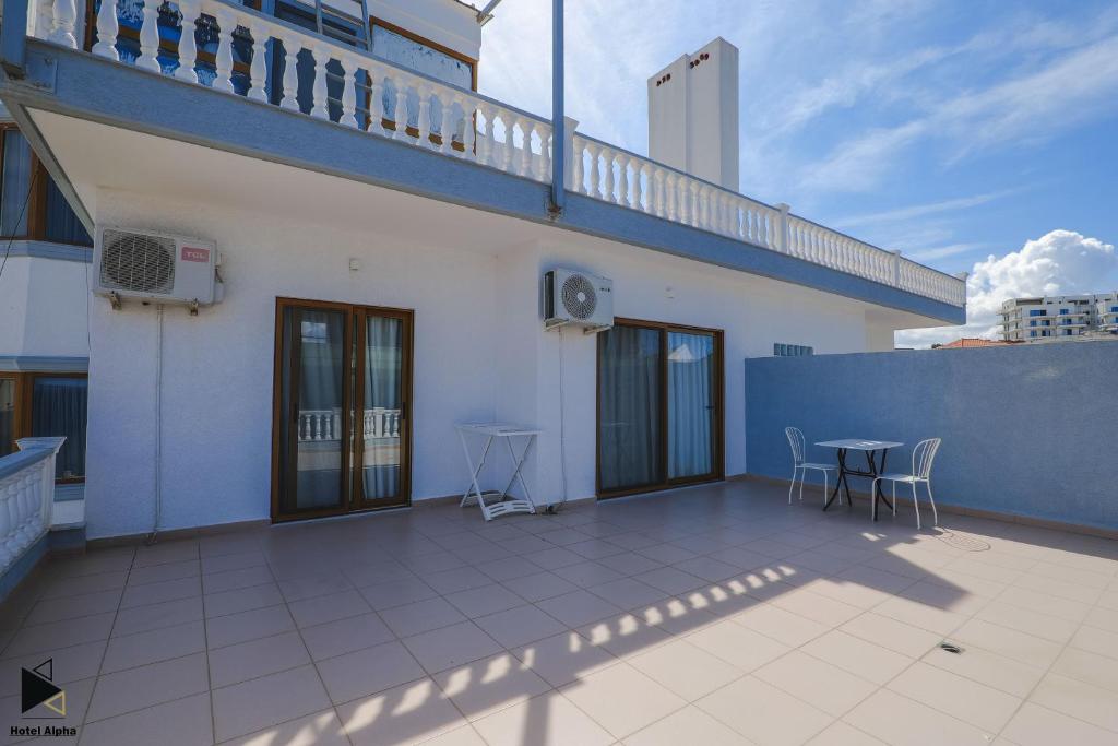 About Hotel Alpha in Sarandë